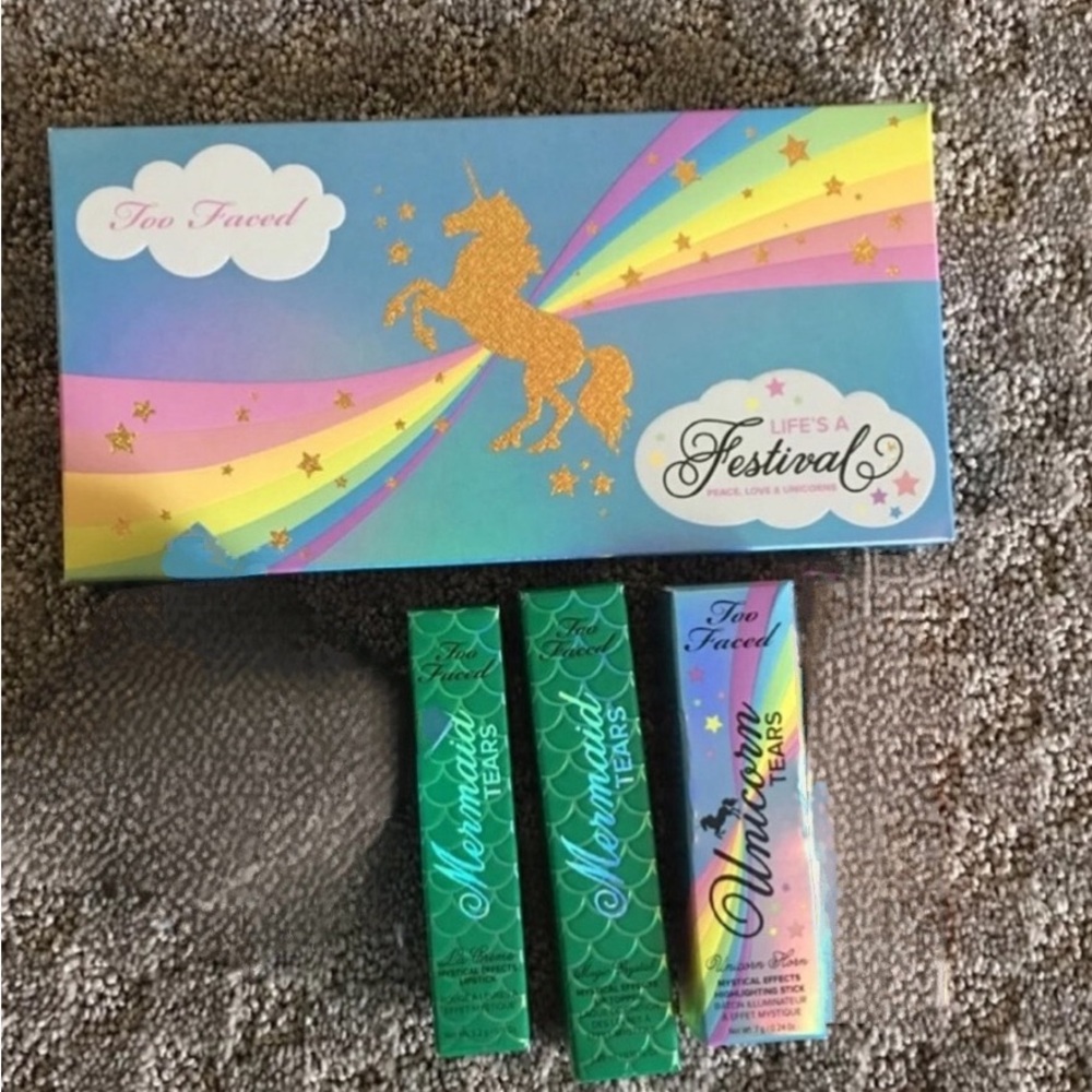 Too faced mystical lot
